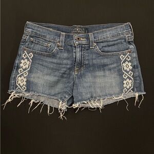 Lucky Brand Distressed Blue Jean Shorts with Embroidery Size 0/25